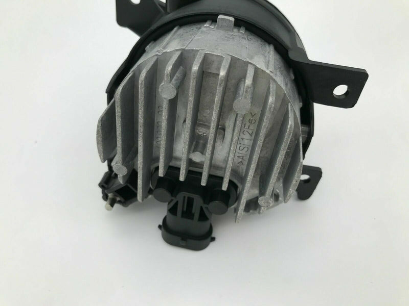 Load image into Gallery viewer, ⭐⭐ FOR 2019 - 2020 NISSAN MAXIMA MURANO RIGHT PASSENGER SIDE FOG LIGHT LAMP ⭐⭐
