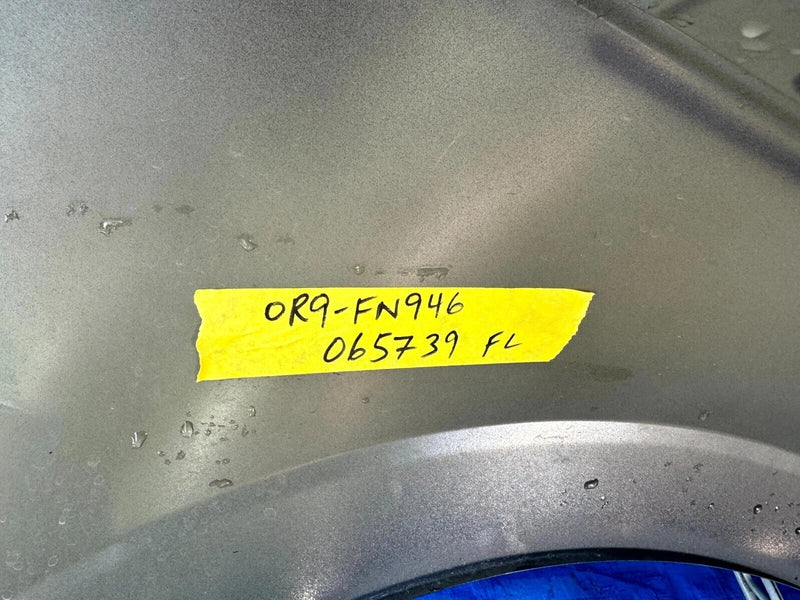 Load image into Gallery viewer, HYUNDAI ELANTRA LEFT DRIVER SIDE FENDER ASSEMBLY GRAY T2G 2021-2023 # OR9-FN946
