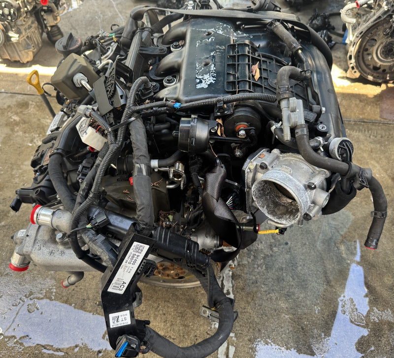 Load image into Gallery viewer, HYUNDAI PALISADE FWD AUTOMATIC ENGINE ASSEMBLY 20-23 56K MILES 3.8L # NB1-EU386

