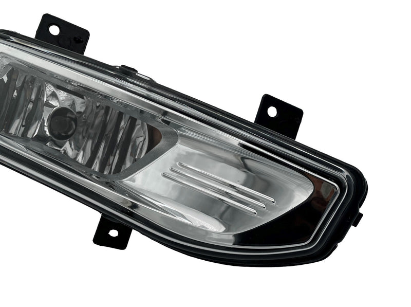 Load image into Gallery viewer, FOR 20-23 NISSAN SENTRA FRONTIER RIGHT PASSENGER SIDE BUMPER FOG LIGHT LAMP
