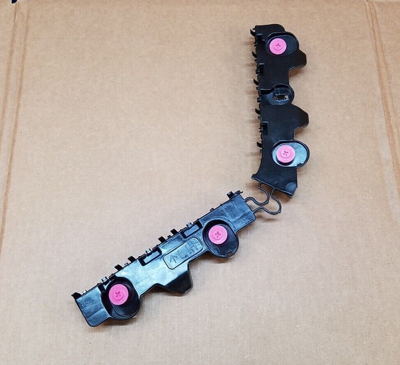 Load image into Gallery viewer, ⭐⭐ FOR 2019 - 2020 NISSAN ALTIMA REAR LEFT DRIVER SIDE BUMPER COVER BRACKET ⭐⭐
