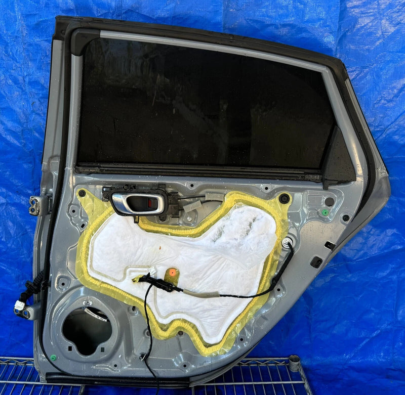 Load image into Gallery viewer, HONDA CIVIC REAR RIGHT SIDE DOOR ASSEMBLY BLUE NH877P 2022 - 2024 # NB2-DRS1790
