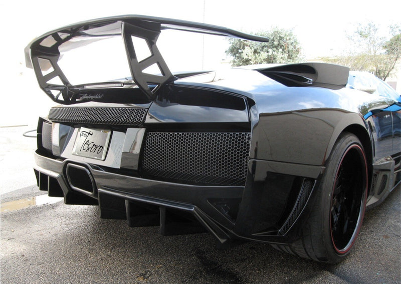 Load image into Gallery viewer, Rear Bumper W/ Diffuser Premier 4509 Style For Lamborghini Murcielago 2001-2010
