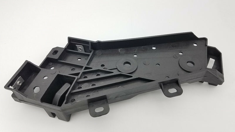 Load image into Gallery viewer, FOR M37 M35 M56 Q70 RIGHT PASSENGER RADIATOR SUPPORT EXTENSION HEADLIGHT BRACKET
