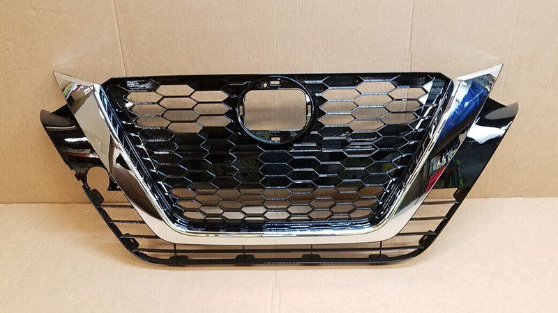 Load image into Gallery viewer, Front Bumper Grille Grill Chrome &amp; Black  W/O Emblem For Nissan Altima 2019-2020

