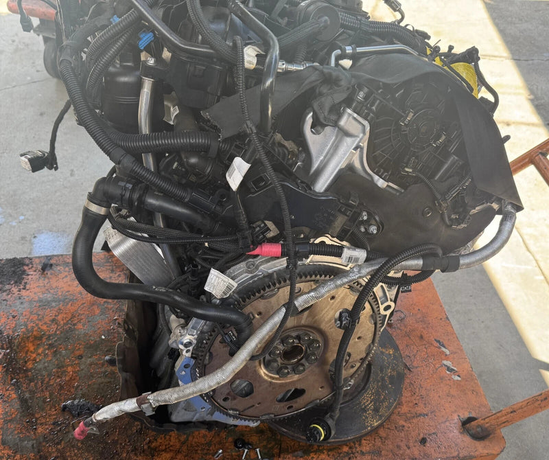 Load image into Gallery viewer, BMW 330i 530i X3 RWD ENGINE ASSEMBLY AUTO 135K MILES 2.0L 2019-2023 # NB1-ES366
