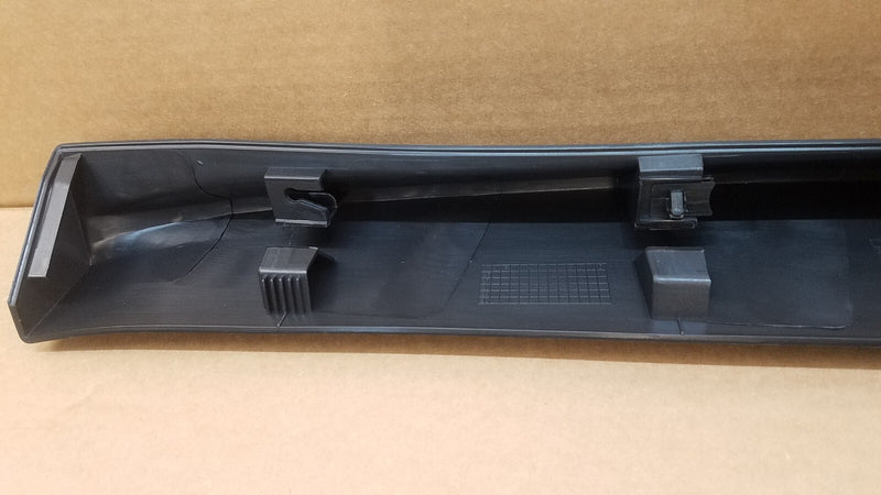 Load image into Gallery viewer, ⭐⭐ FOR 2016 - 2020 INFINITI QX60 REAR LEFT DRIVER SIDE DOOR LOWER MOLDING ⭐⭐
