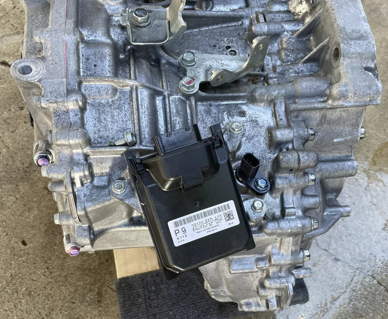 Load image into Gallery viewer, HONDA CIVIC FWD AUTO TRANSMISSION ASSEMBLY 52K MILES 2.0L 2022-2024 # NB1-TRS431

