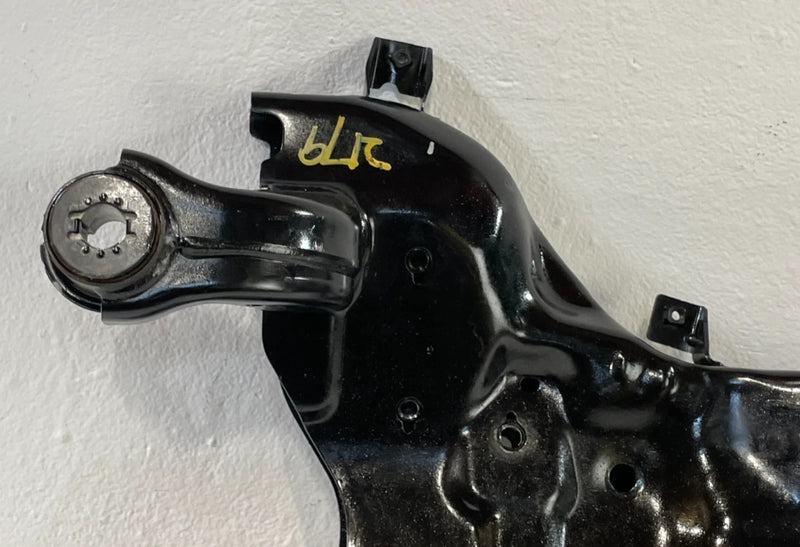 Load image into Gallery viewer, 20-25 HYUNDAI PALISADE FWD FRONT SUSPENSION SUBFRAME CROSSMEMBER CRADLE # 101399
