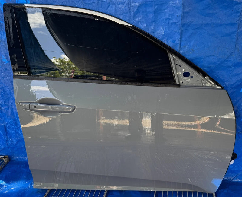 Load image into Gallery viewer, HONDA CIVIC HATCHBACK FRONT RIGHT DOOR ASSEMBLY GRAY NH877P 17-21 # NB2-DRS1812
