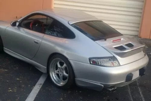 Load image into Gallery viewer, Rear Wing Ducktail Lid W/ Light Classis Style For Porsche 996 Coupe 1999-2004
