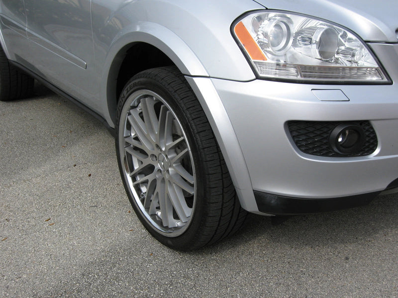 Load image into Gallery viewer, 2006-2010 Mercedes ML AMG Style 8pc Fender Flare Set
