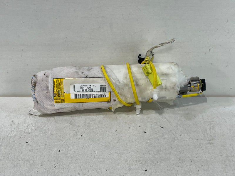 Load image into Gallery viewer, 2015-2017 TOYOTA CAMRY FRONT LEFT DRIVER SIDE SEAT AIRBAG # 95154
