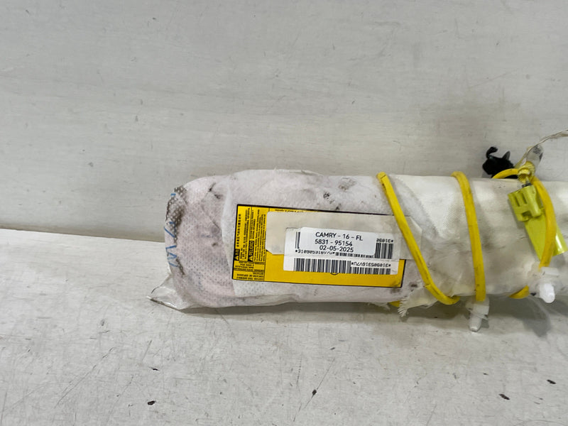 Load image into Gallery viewer, 2015-2017 TOYOTA CAMRY FRONT LEFT DRIVER SIDE SEAT AIRBAG # 95154
