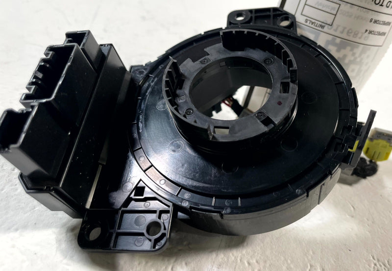 Load image into Gallery viewer, 2023 - 2025 HONDA ACCORD FRONT LEFT STEERING WHEEL COLUMN CLOCK SPRING # 116819
