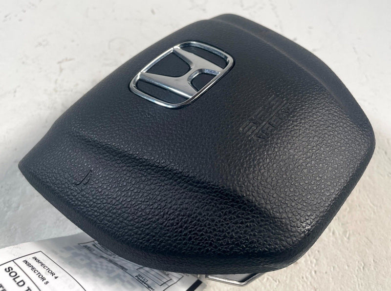 Load image into Gallery viewer, 2019-2025 HONDA PASSPORT FRONT LEFT DRIVER STEERING WHEEL AIRBAG AIR BAG #116215

