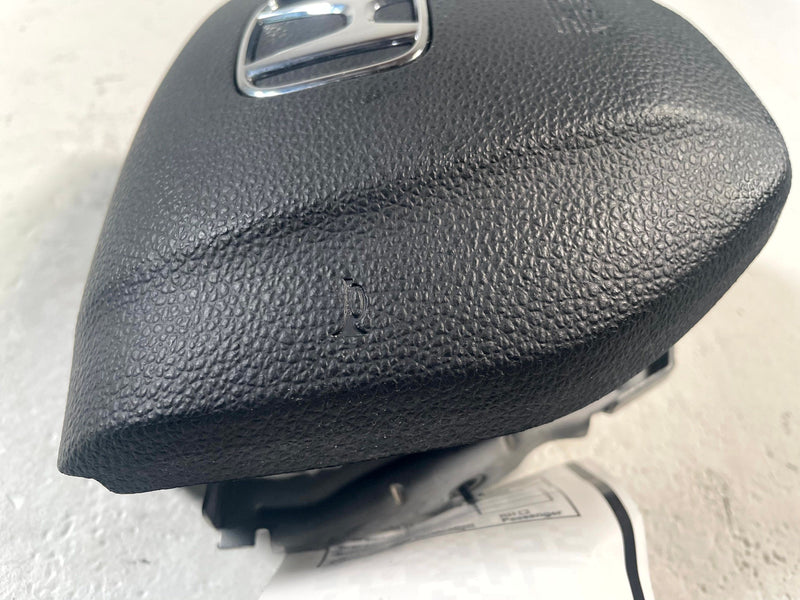Load image into Gallery viewer, 2019-2025 HONDA PASSPORT FRONT LEFT DRIVER STEERING WHEEL AIRBAG AIR BAG #116215

