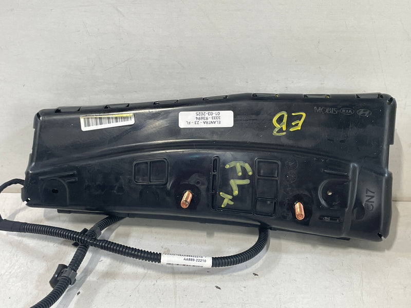 Load image into Gallery viewer, 2021 - 2023 HYUNDAI ELANTRA FRONT LEFT DRIVER SIDE SEAT AIR BAG # 93694
