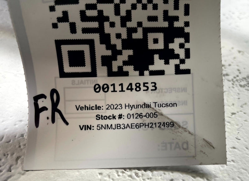 Load image into Gallery viewer, 2022-2026 HYUNDAI TUCSON FRONT RIGHT PASSENGER SIDE SEAT AIR BAG AIRBAG # 114853
