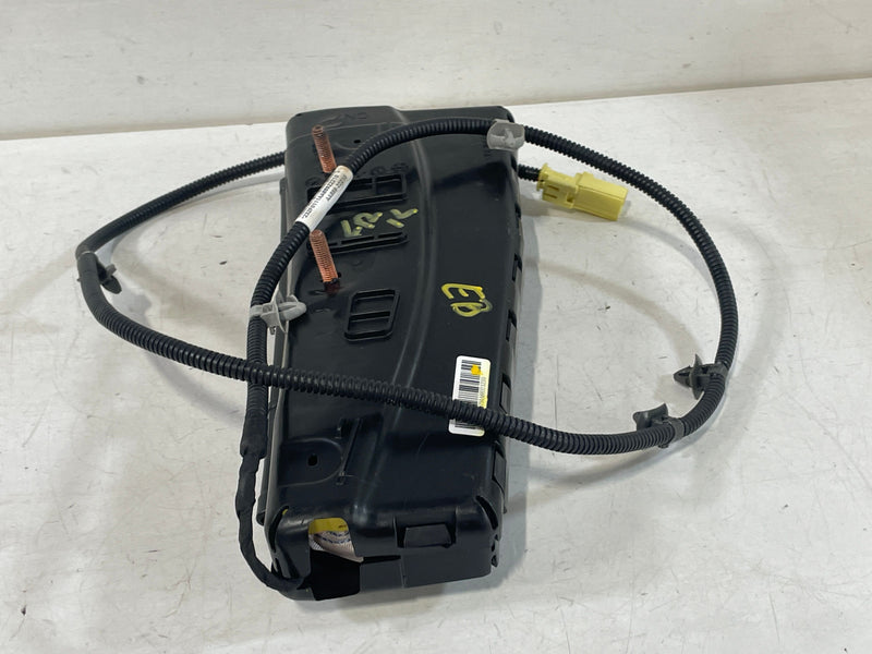 Load image into Gallery viewer, 2021 - 2023 HYUNDAI ELANTRA FRONT RIGHT PASSENGER SIDE SEAT AIR BAG # 93699
