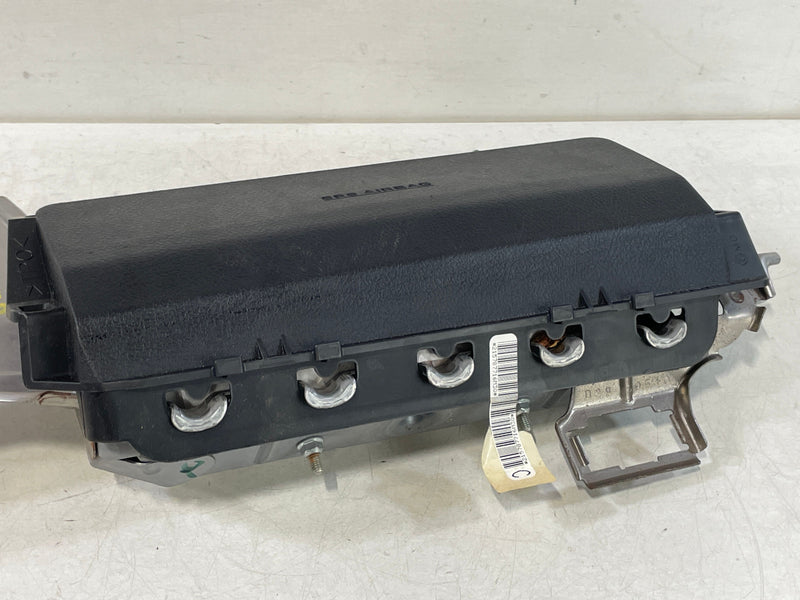 Load image into Gallery viewer, 2015-2017 TOYOTA CAMRY FRONT LEFT DRIVER SIDE KNEE AIRBAG AIR BAG # 95206
