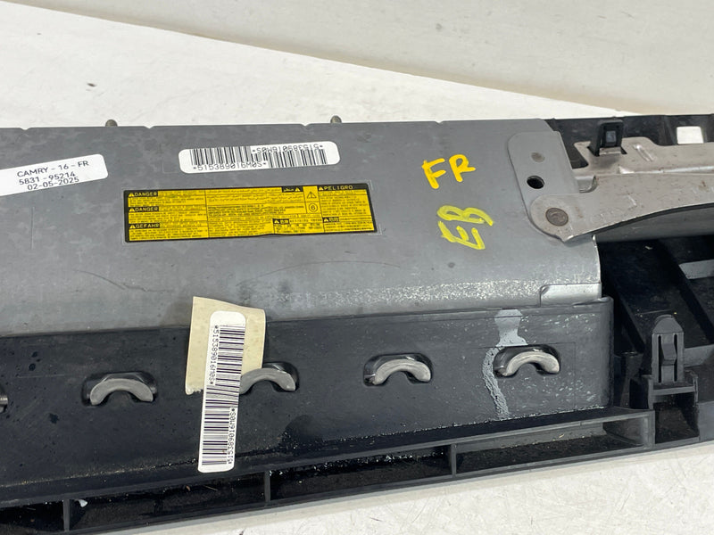 Load image into Gallery viewer, 2015-2017 TOYOTA CAMRY FRONT RIGHT PASSENGER SIDE KNEE AIRBAG AIR BAG # 95214
