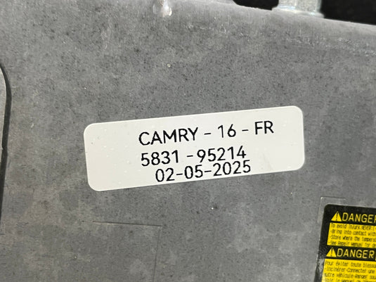2015-2017 TOYOTA CAMRY FRONT RIGHT PASSENGER SIDE KNEE AIRBAG AIR BAG