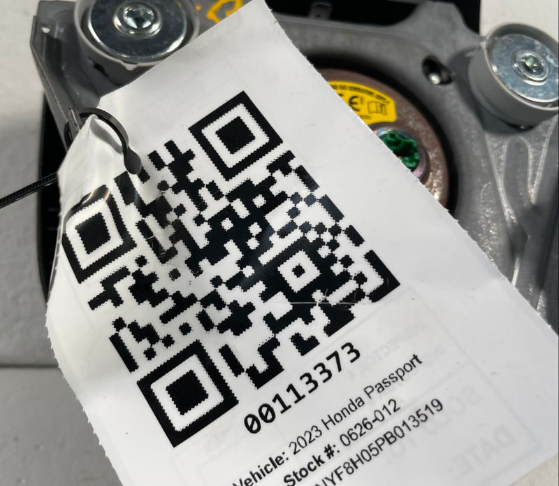 Load image into Gallery viewer, 2019-2025 HONDA PASSPORT FRONT LEFT SIDE STEERING WHEEL AIRBAG AIR BAG # 113373

