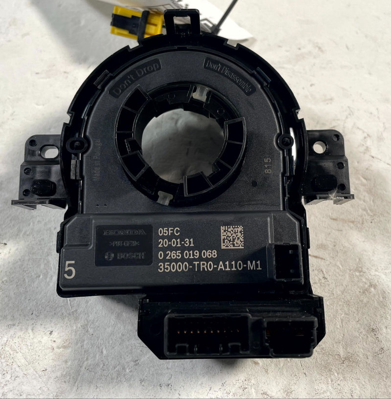 Load image into Gallery viewer, 2013-2022 ACURA ILX LEFT DRIVER STEERING WHEEL ANGLE SENSOR CLOCK SPRING #113609
