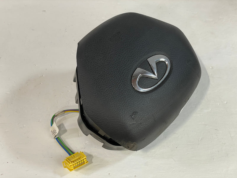 Load image into Gallery viewer, 2017-2019 INFINITI QX30 LEFT DRIVER SIDE STEERING WHEEL AIRBAG AIR BAG # 89423

