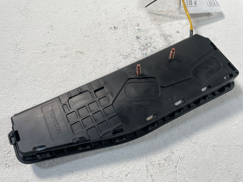 Load image into Gallery viewer, 2023-2025 HONDA ACCORD HYBRID FRONT RIGHT SIDE SEAT AIRBAG AIR BAG # 109505
