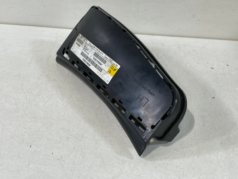 Load image into Gallery viewer, 2017 - 2019 INFINITI QX30 FRONT LEFT DRIVER SIDE SEAT AIRBAG AIR BAG # 95257
