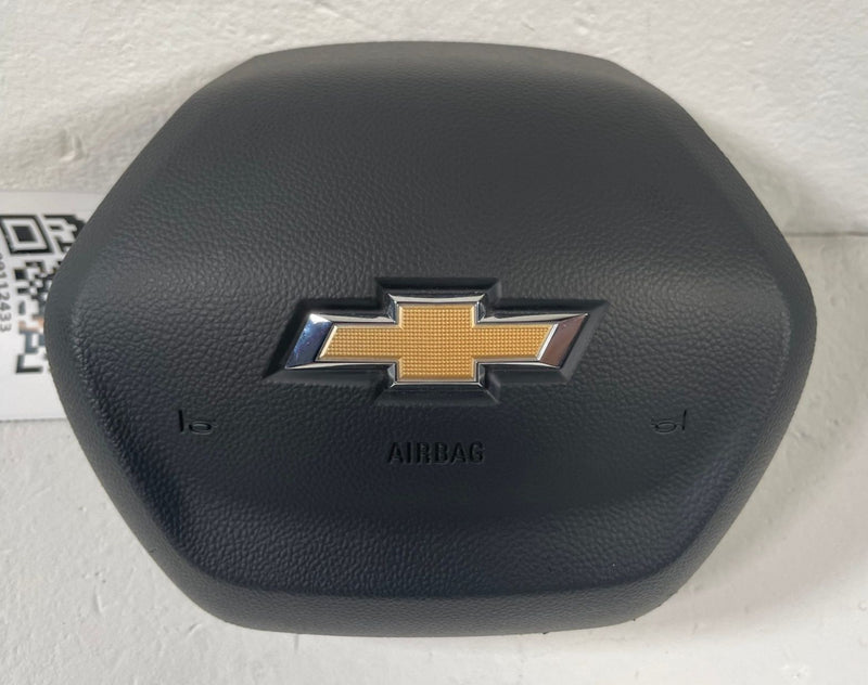 Load image into Gallery viewer, 2025-2026 CHEVROLET EQUINOX FRONT LEFT SIDE STEERING WHEEL AIR BAG 1.5L # 112433
