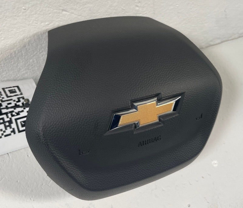 Load image into Gallery viewer, 2025-2026 CHEVROLET EQUINOX FRONT LEFT SIDE STEERING WHEEL AIR BAG 1.5L # 112433
