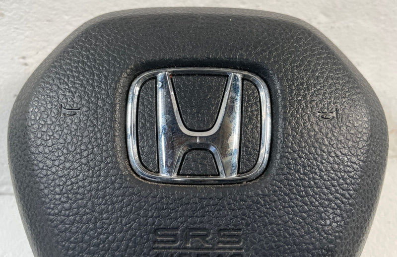 Load image into Gallery viewer, 2023-2025 HONDA PILOT LEFT DRIVER STEERING WHEEL AIRBAG 77800-T90-A811-M1 109676
