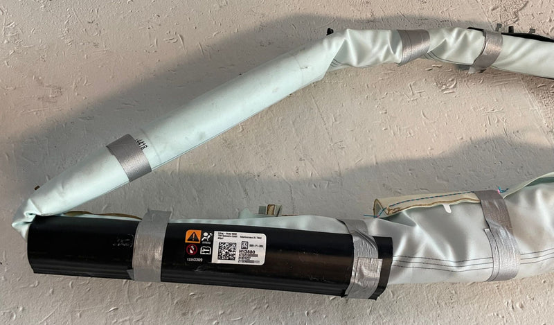 Load image into Gallery viewer, 2019 - 2026 CHEVROLET SILVERADO 1500 FRONT RIGHT ROOF CURTAIN AIRBAG # 116520
