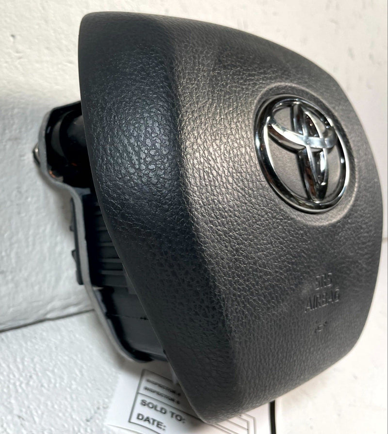 Load image into Gallery viewer, 2018-2024 TOYOTA CAMRY FRONT LEFT DRIVER STEERING WHEEL AIRBAG AIR BAG # 115644
