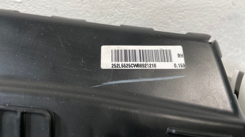 Load image into Gallery viewer, 2022-2026 HYUNDAI TUCSON FRONT RIGHT PASSENGER SIDE SEAT AIR BAG AIRBAG # 115535

