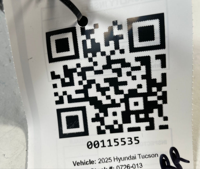 Load image into Gallery viewer, 2022-2026 HYUNDAI TUCSON FRONT RIGHT PASSENGER SIDE SEAT AIR BAG AIRBAG # 115535
