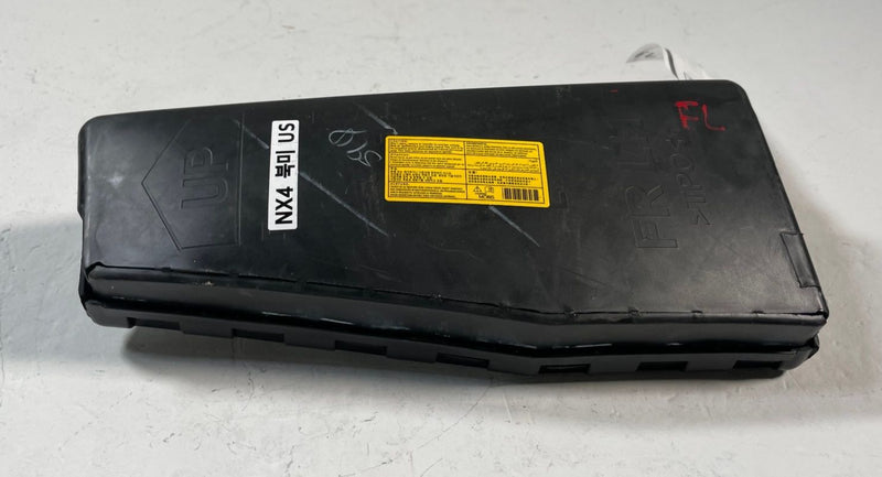 Load image into Gallery viewer, 2022 - 2026 HYUNDAI TUCSON FRONT LEFT DRIVER SIDE SEAT AIRBAG AIR BAG # 115540
