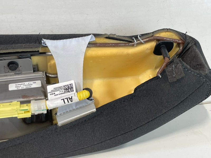 Load image into Gallery viewer, 2020 - 2022 HYUNDAI SONATA REAR RIGHT SEAT BOLSTER AIR BAG 80640-L0000 # 102089
