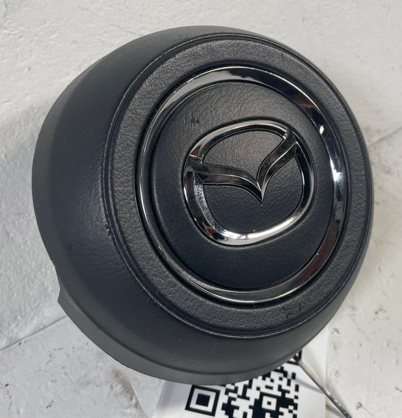 Load image into Gallery viewer, 2016 - 2023 MAZDA CX-9 FRONT LEFT DRIVER SIDE STEERING WHEEL AIRBAG # 116683
