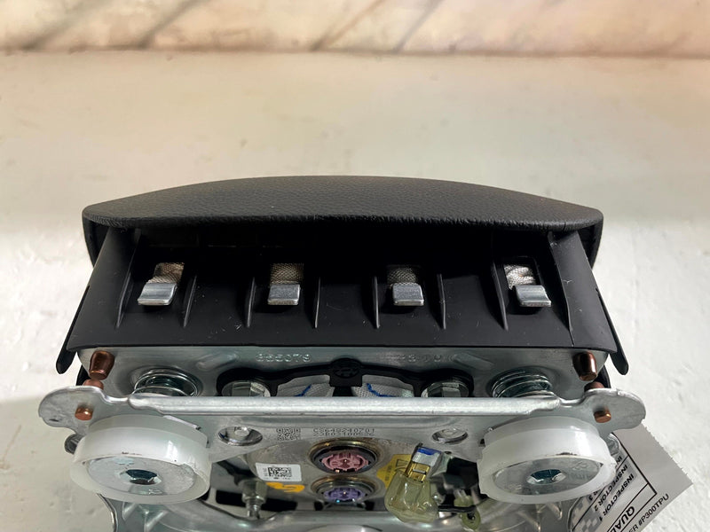 Load image into Gallery viewer, 2024-2026 CHEVROLET TRAX FRONT LEFT DRIVER STEERING WHEEL AIRBAG AIR BAG #115394
