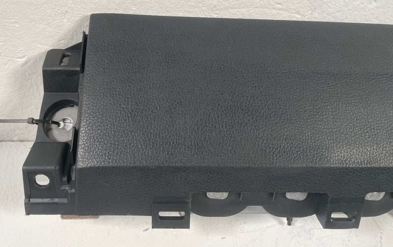Load image into Gallery viewer, 2022-2026 TOYOTA TUNDRA SEQUOIA FRONT RIGHT PASSENGER RIGHT KNEE AIRBAG #108429
