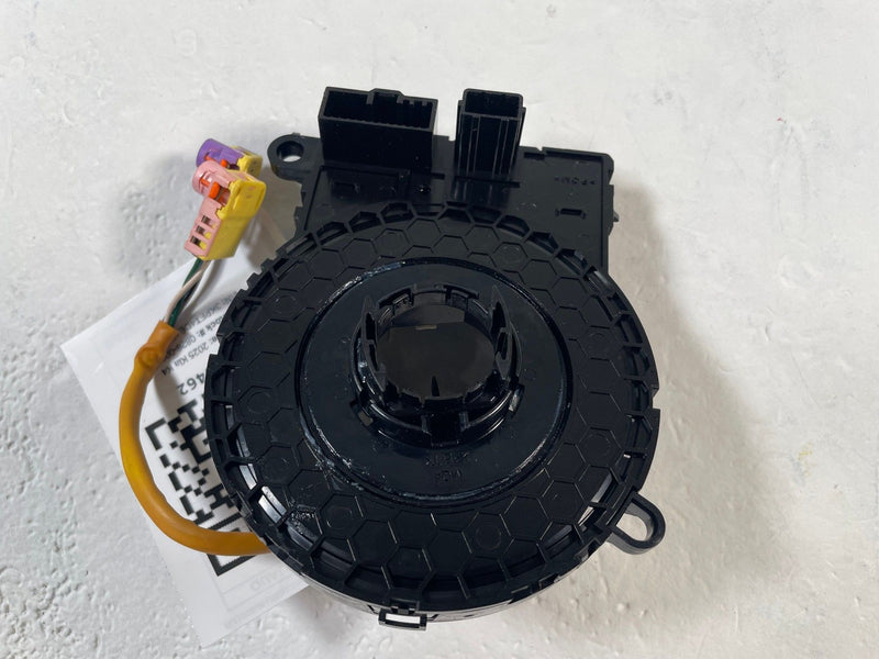 Load image into Gallery viewer, 25-26 KIA K4 FRONT LEFT DRIVER STEERING COLUMN CLOCK SPRING CLOCKSPRING # 115462
