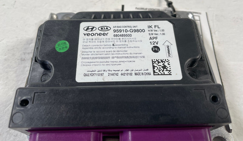 Load image into Gallery viewer, 2022 - 2023 GENESISI G70 RESTRAINT DIAGNOSTIC CONTROL MODULE UNIT # 109964
