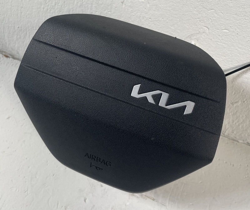 Load image into Gallery viewer, 2025 - 2026 KIA K4 FRONT LEFT DRIVER STEERING WHEEL AIRBAG AIR BAG 2.0L # 115471
