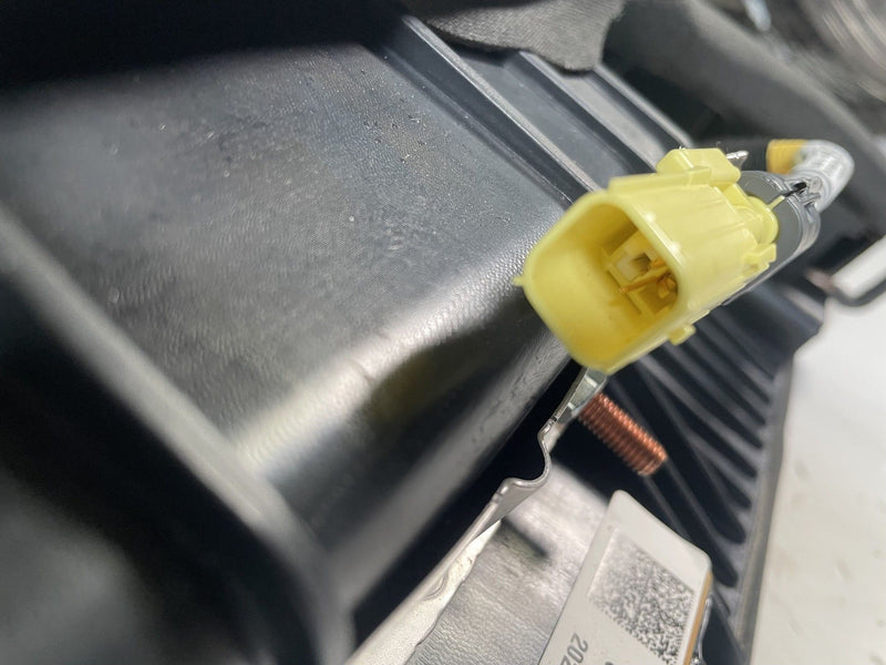 Load image into Gallery viewer, 2025-26 KIA K4 REAR LEFT DRIVER SIDE SEAT BOLSTER AIRBGAG 89307GG710D21 # 115494
