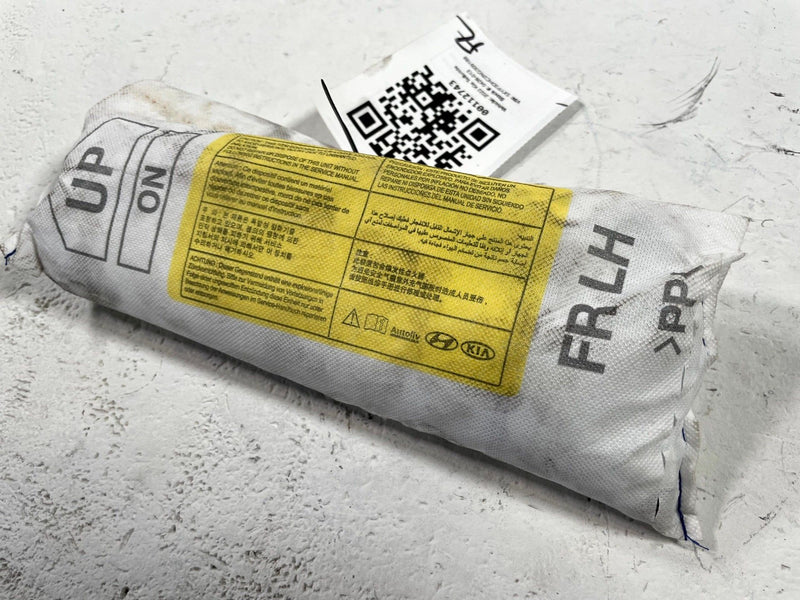 Load image into Gallery viewer, 2020-2025 KIA TELLURIDE FRONT LEFT DRIVER SIDE SEAT AIR BAG AIRBAG # 112743
