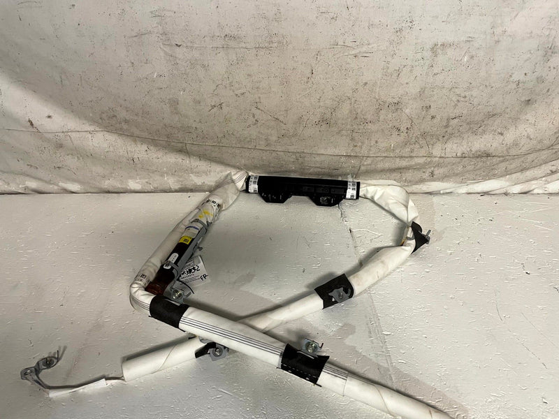 Load image into Gallery viewer, 2022-2026 HYUNDAI TUCSON FRONT RIGHT ROOF CURTAIN AIRBAG 80420-CW000 # 115571
